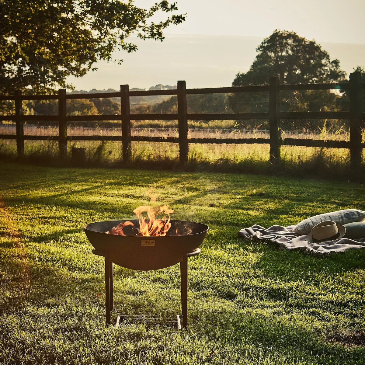 Ivyline Outdoor Cast Iron Fire Pit on Stand - Image 10